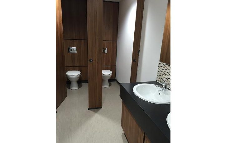 uk office washrooms with toilet cubicles